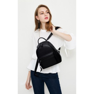 Жіночий шкіряний рюкзак Esther чорний фото