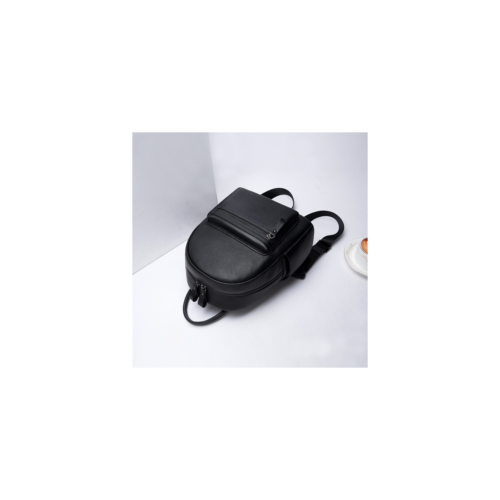 Женский кожаный рюкзак Esther черный