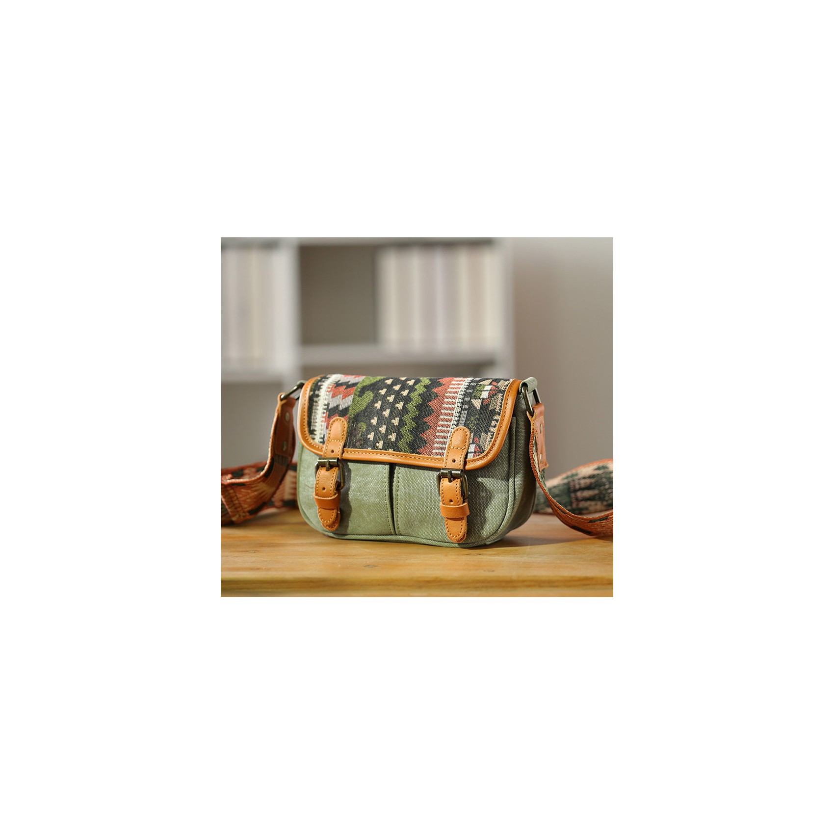 Женская сумка через плечо Peggy с орнаментом хаки