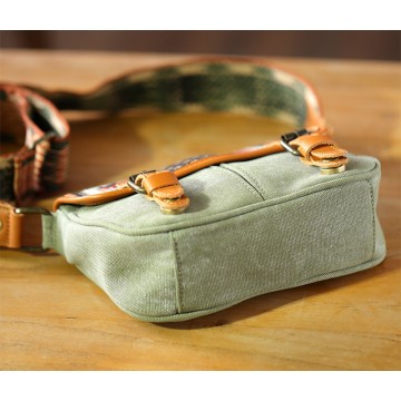 Жіноча сумка через плече Peggy з орнаментом хакі фото