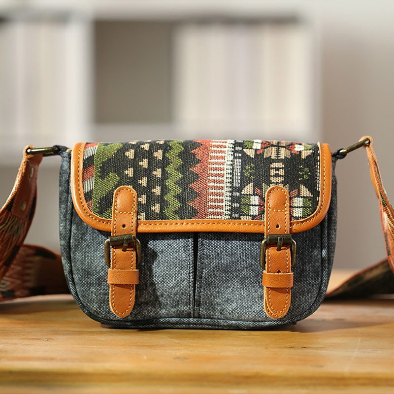 Жіноча сумка через плече Peggy з орнаментом графіт