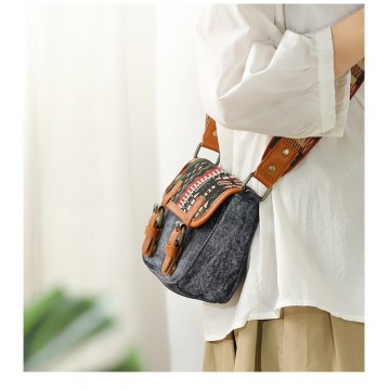 Женская сумка через плечо Peggy с орнаментом графит фото