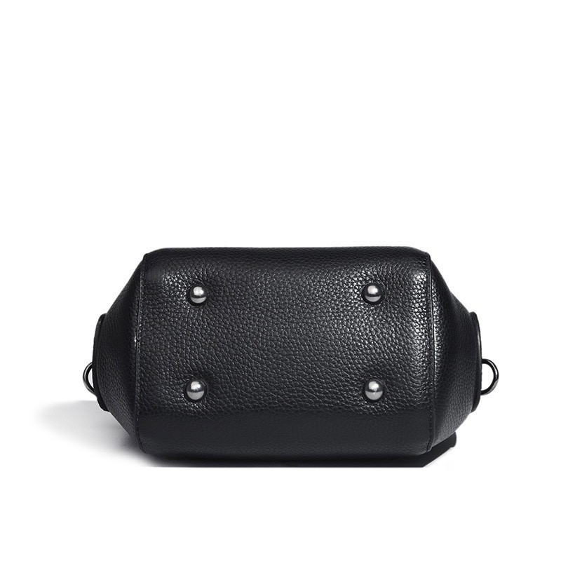 Жіноча шкіряна сумка Natalie чорна - 10 фото