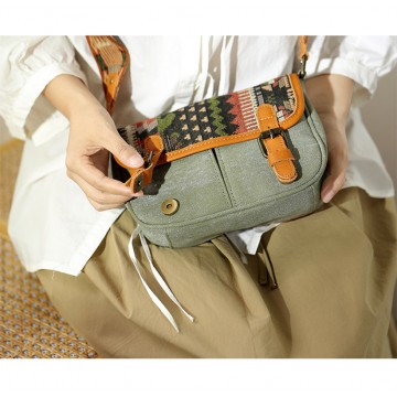 Жіноча сумка через плече Peggy з орнаментом хакі фото