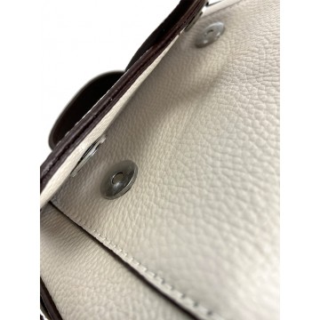 Жіноча шкіряна сумка Denise молочна фото