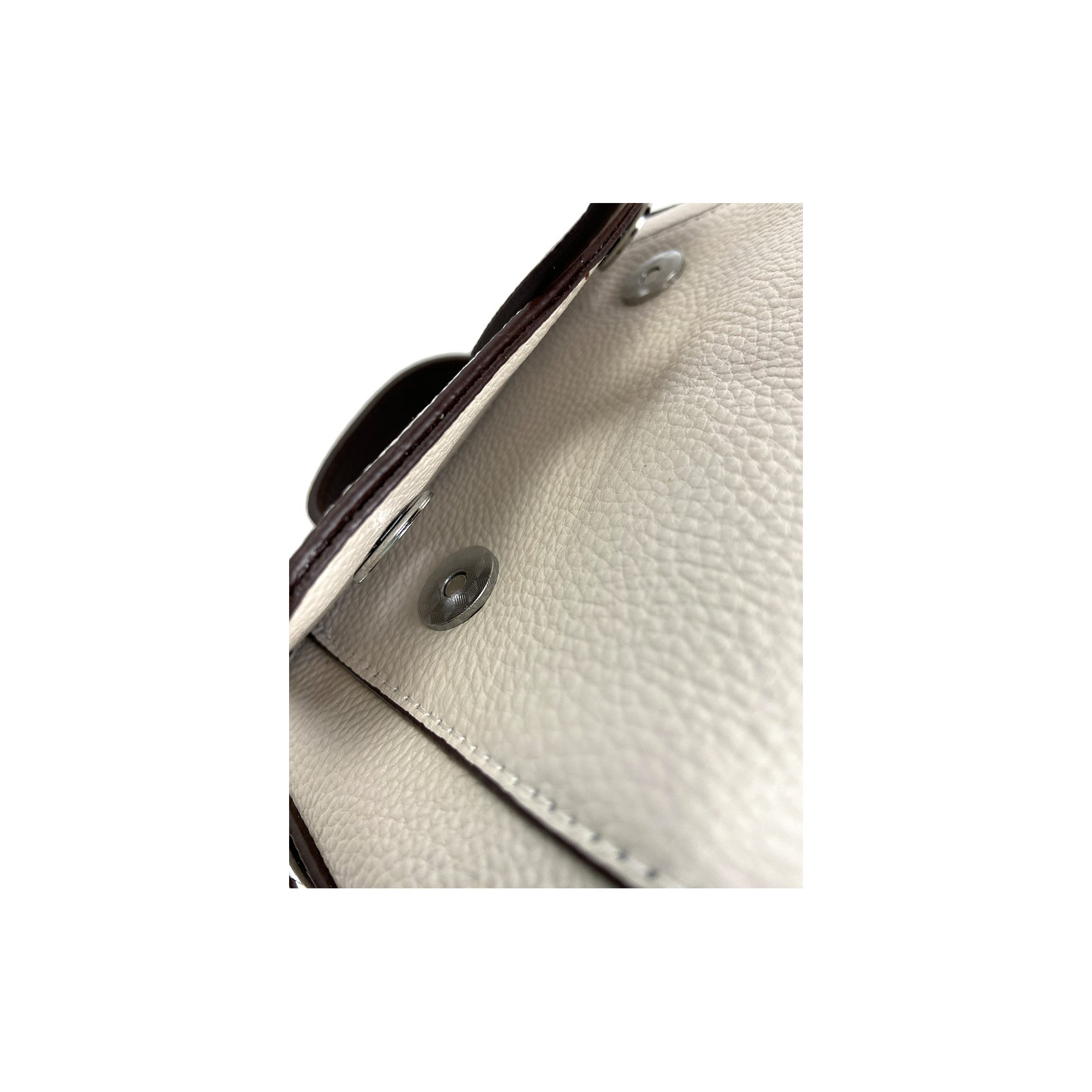 Жіноча шкіряна сумка Denise молочна