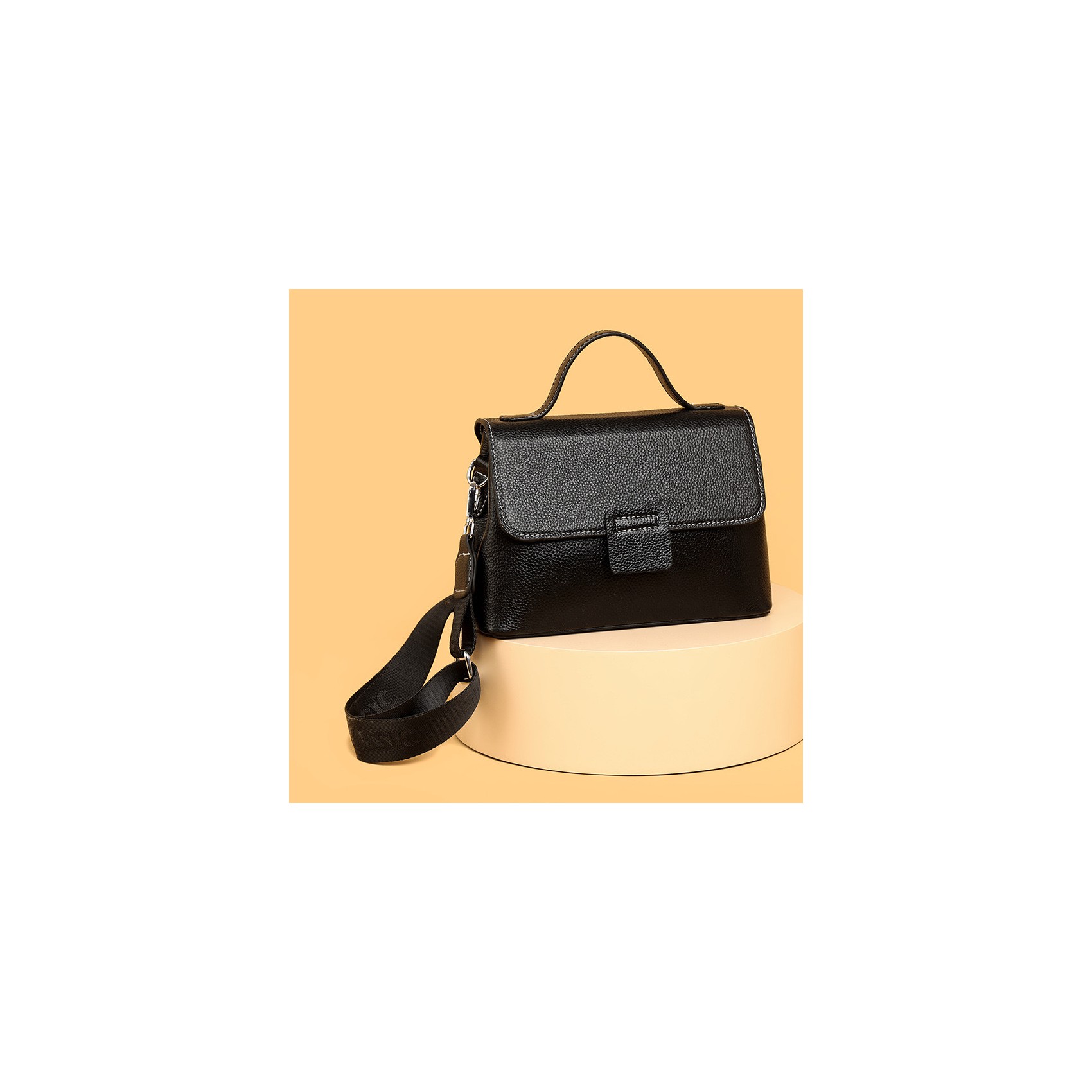 Женская кожаная сумка Charlotte черная