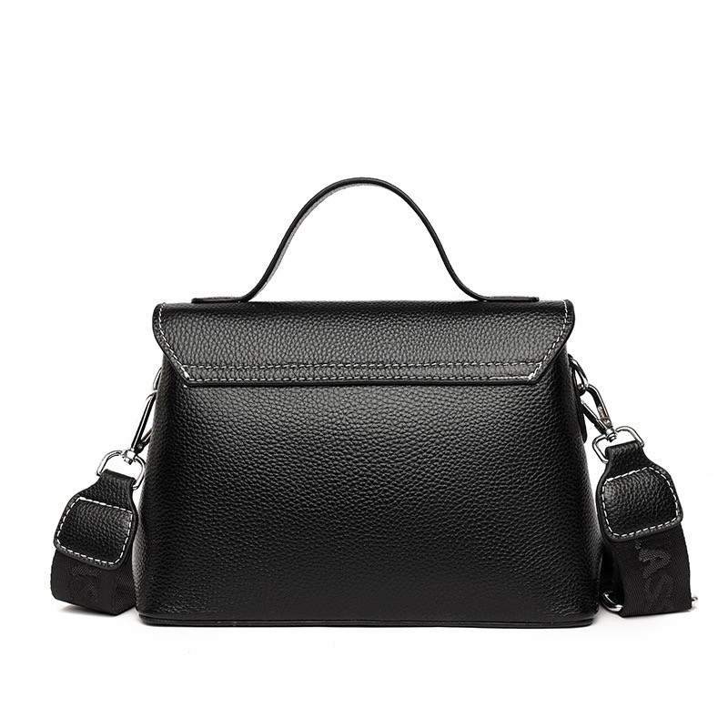 Женская кожаная сумка Charlotte черная - 6 фото