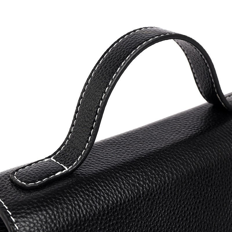 Женская кожаная сумка Charlotte черная - 13 фото