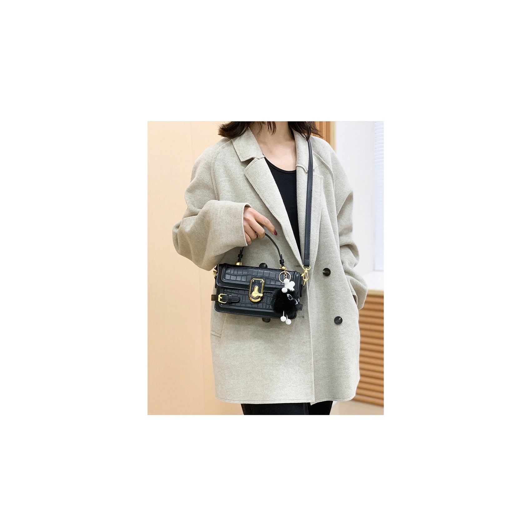 Женская сумка-клатч Krystal черная