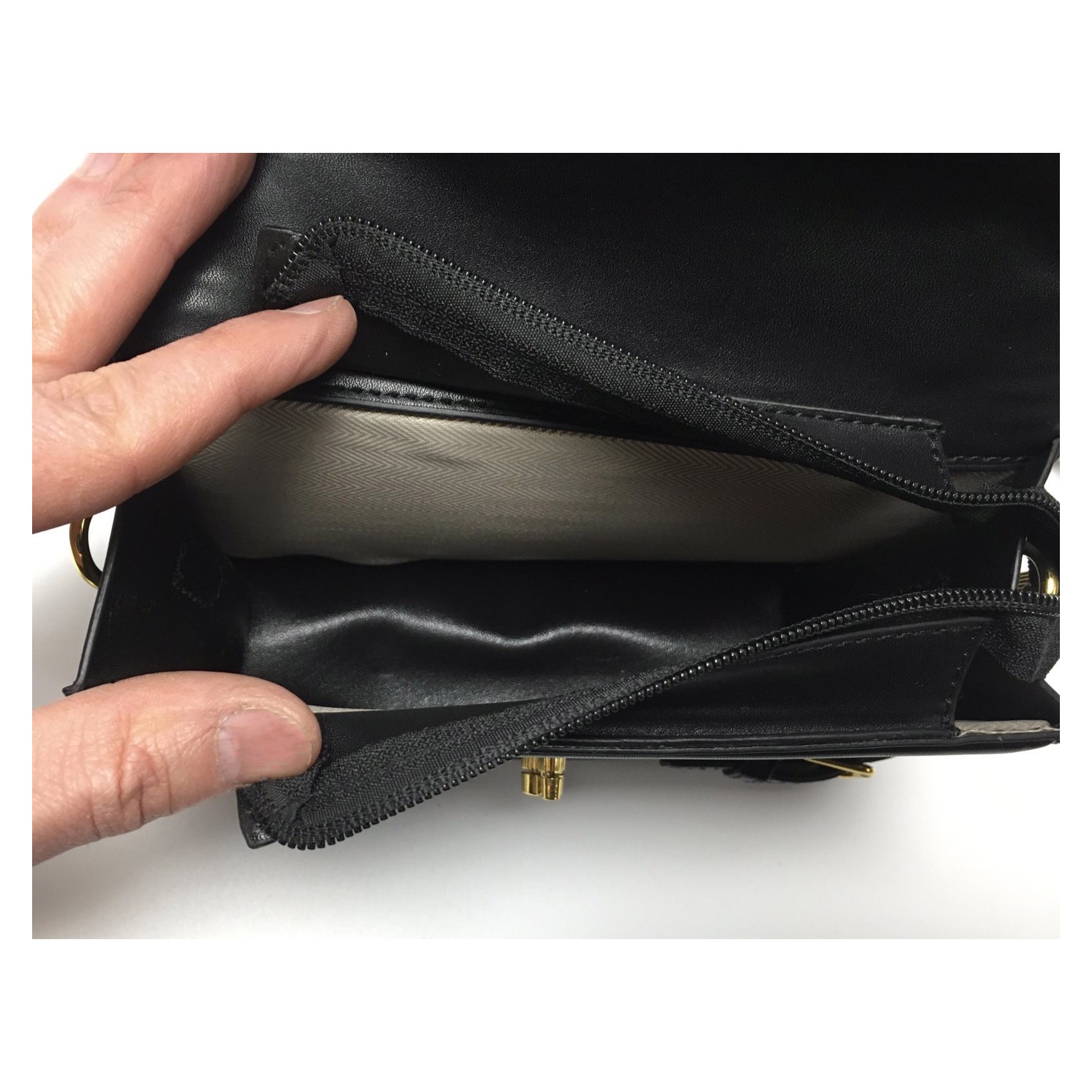 Женская сумка-клатч Krystal черная