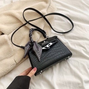 Женская сумка Cristal черная