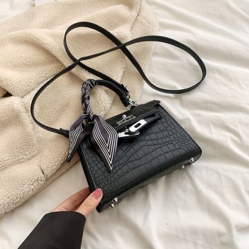 Женская сумка Cristal черная фото