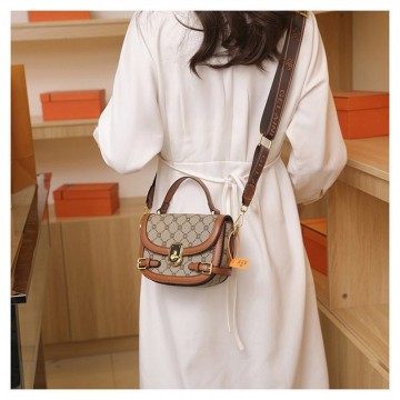 Женская сумка кросс боди Lauren бежевая фото