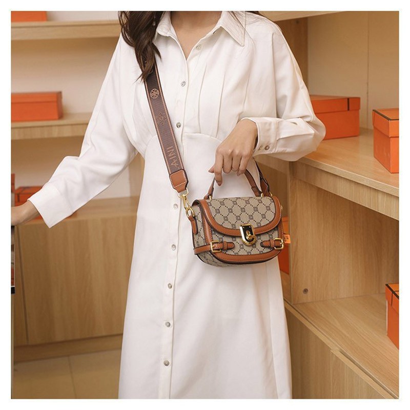 Женская сумка кросс боди Lauren бежевая - 5 фото