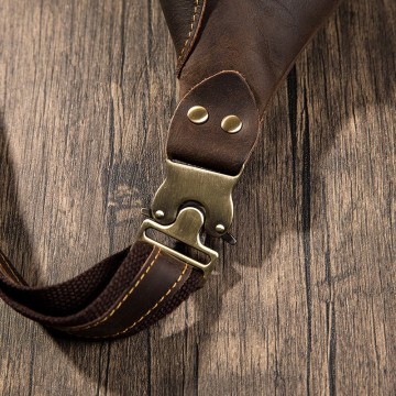 Шкіряна сумка бананка на пояс Werner темно-коричнева фото