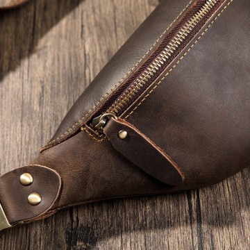 Шкіряна сумка бананка на пояс Werner темно-коричнева фото