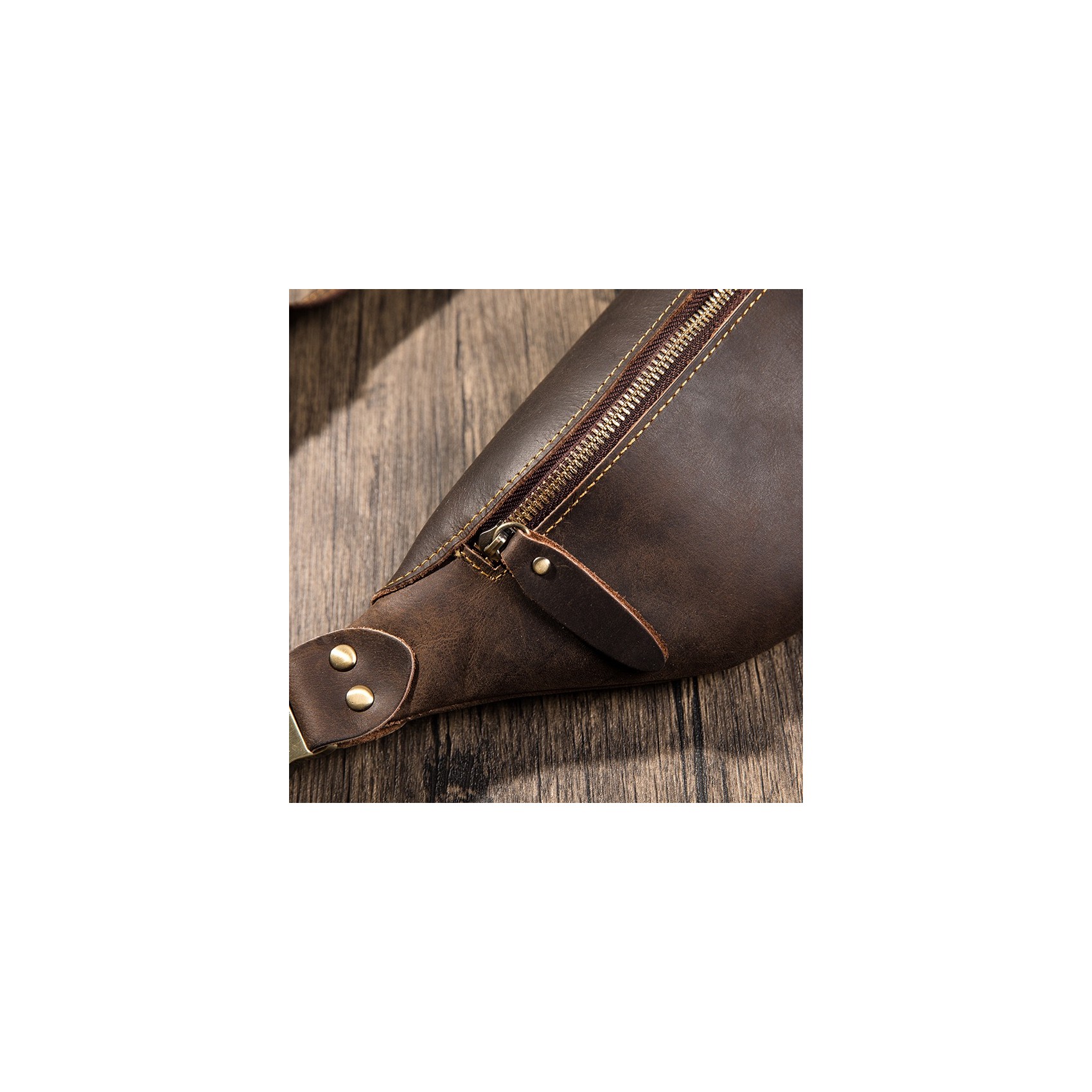 Кожаная сумка бананка на пояс Werner темно-коричневая