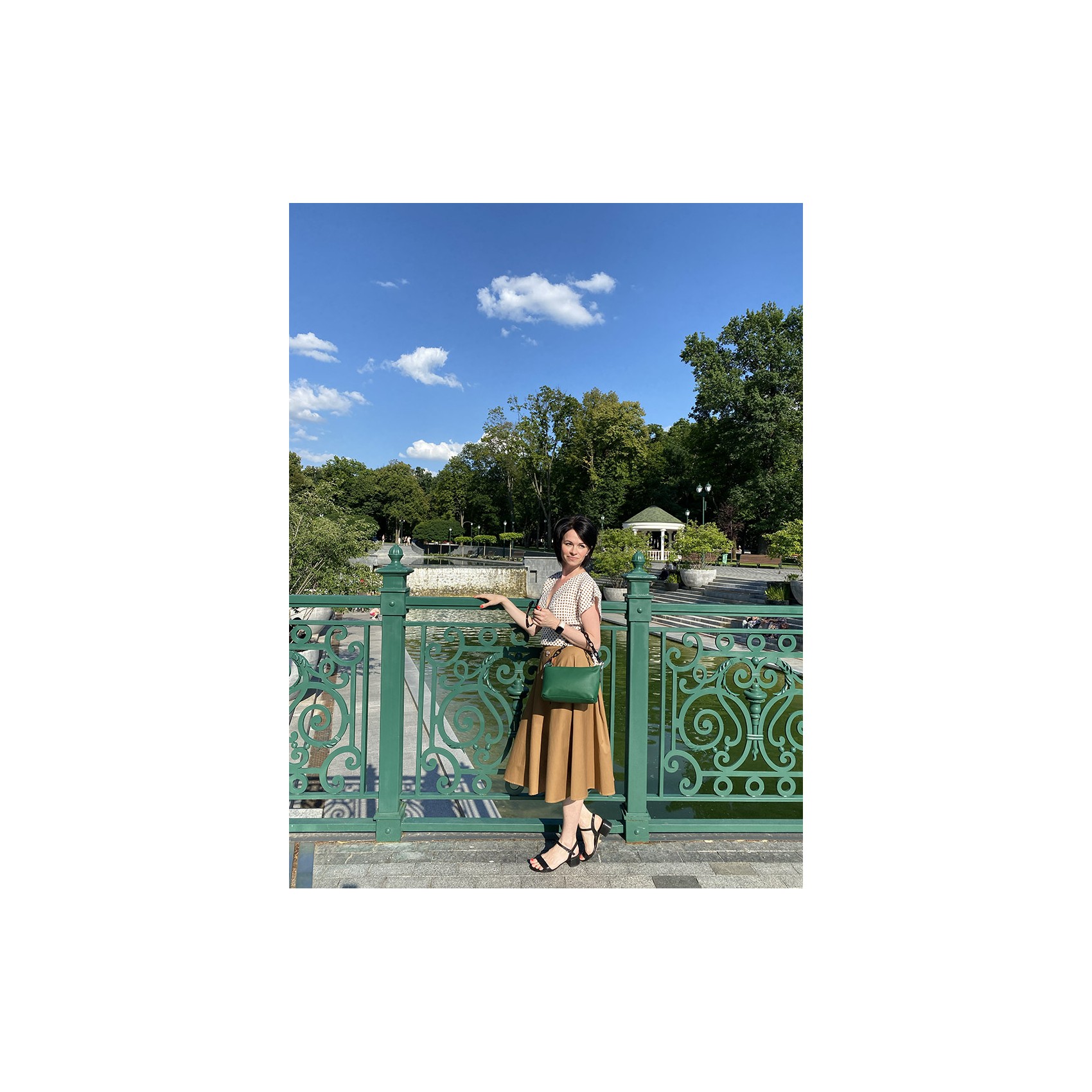 Жіноча шкіряна сумка через плече Molly зелена