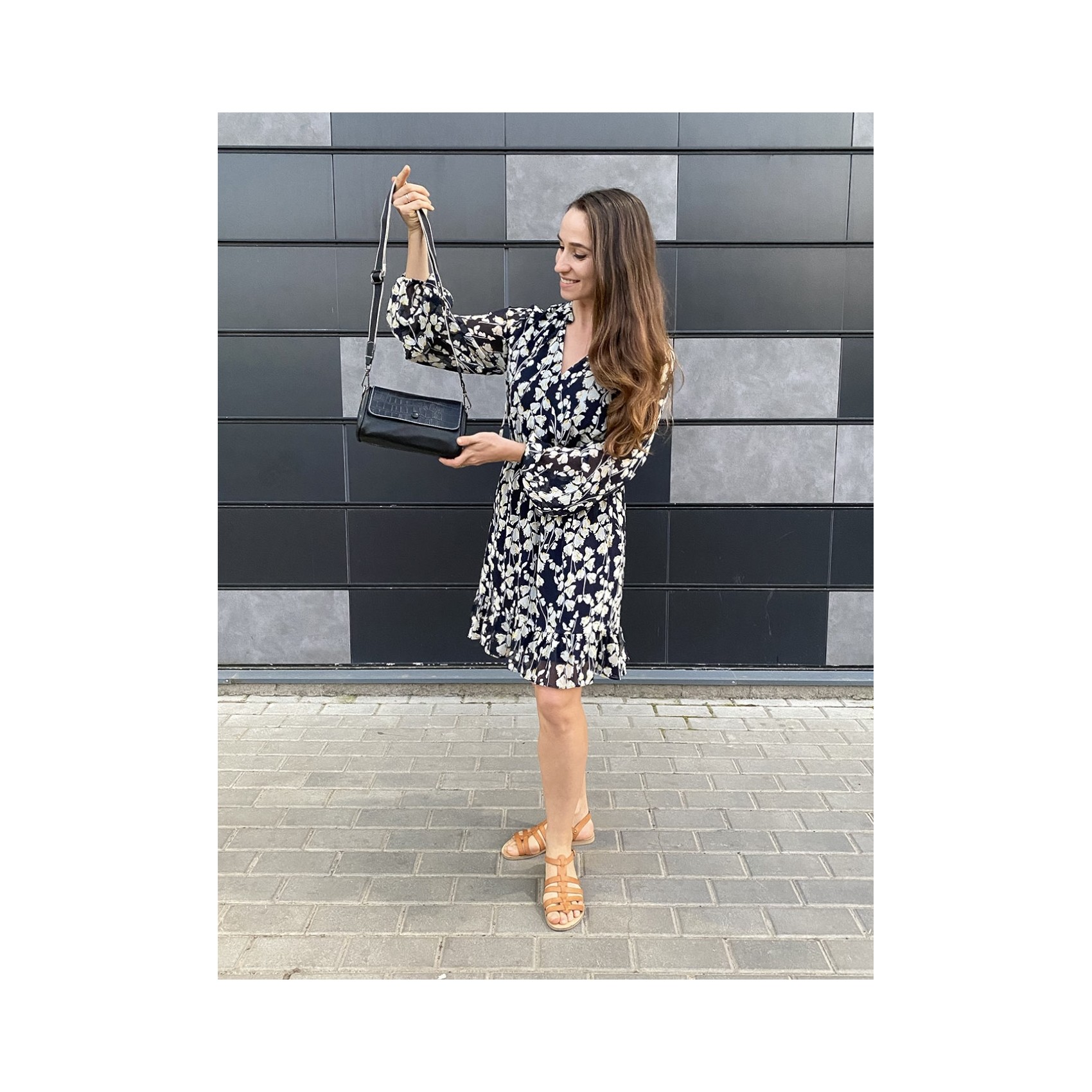 Женская кожаная сумка-клатч Alison черная