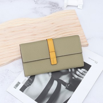 Жіночий шкіряний гаманець Maggie фісташковий фото