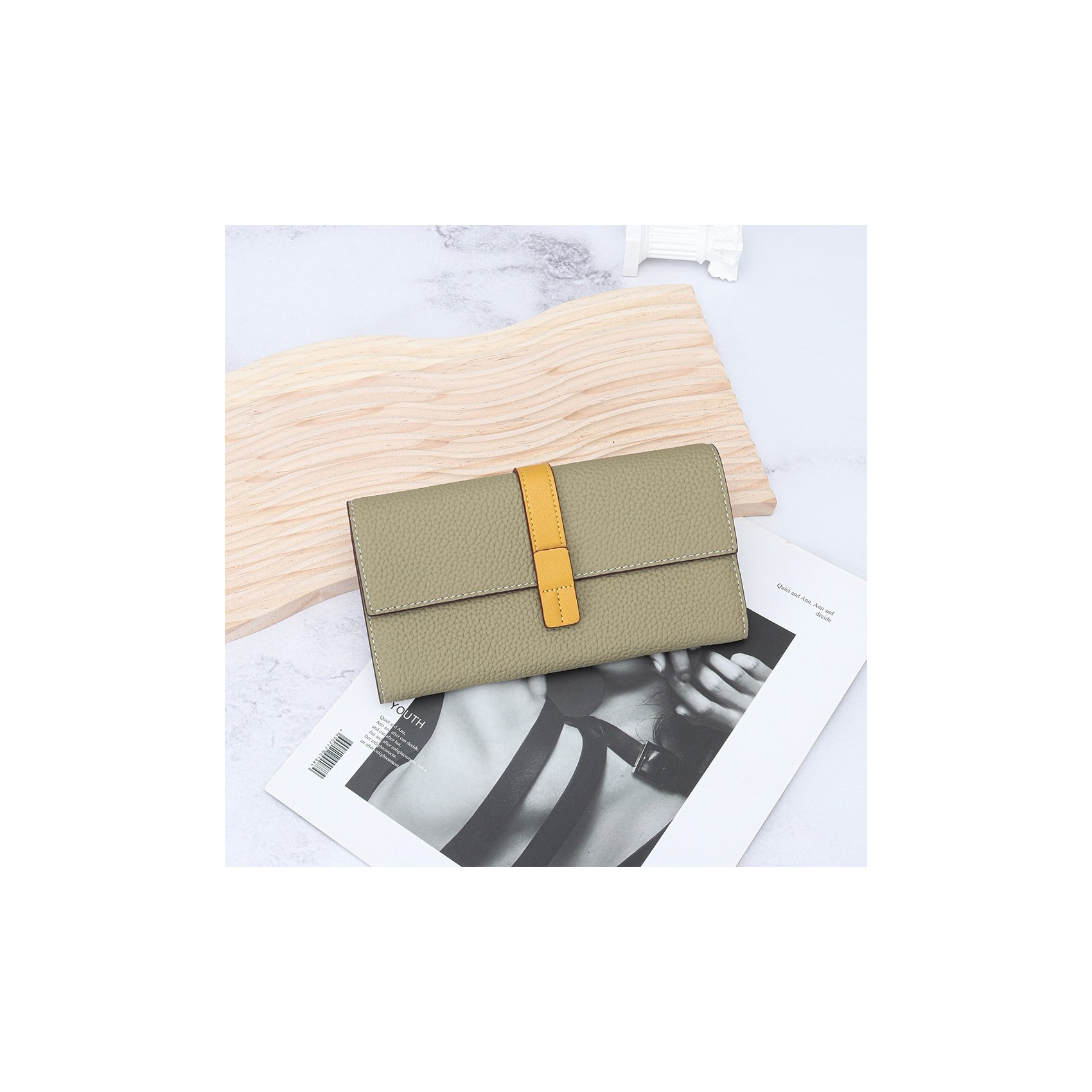 Женский кожаный кошелек Maggie фисташковый