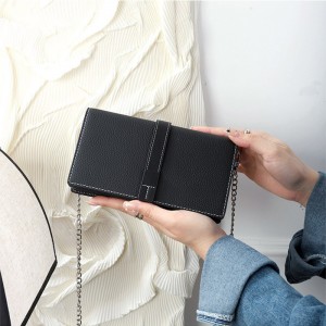 Женский кожаный клатч Shona черный