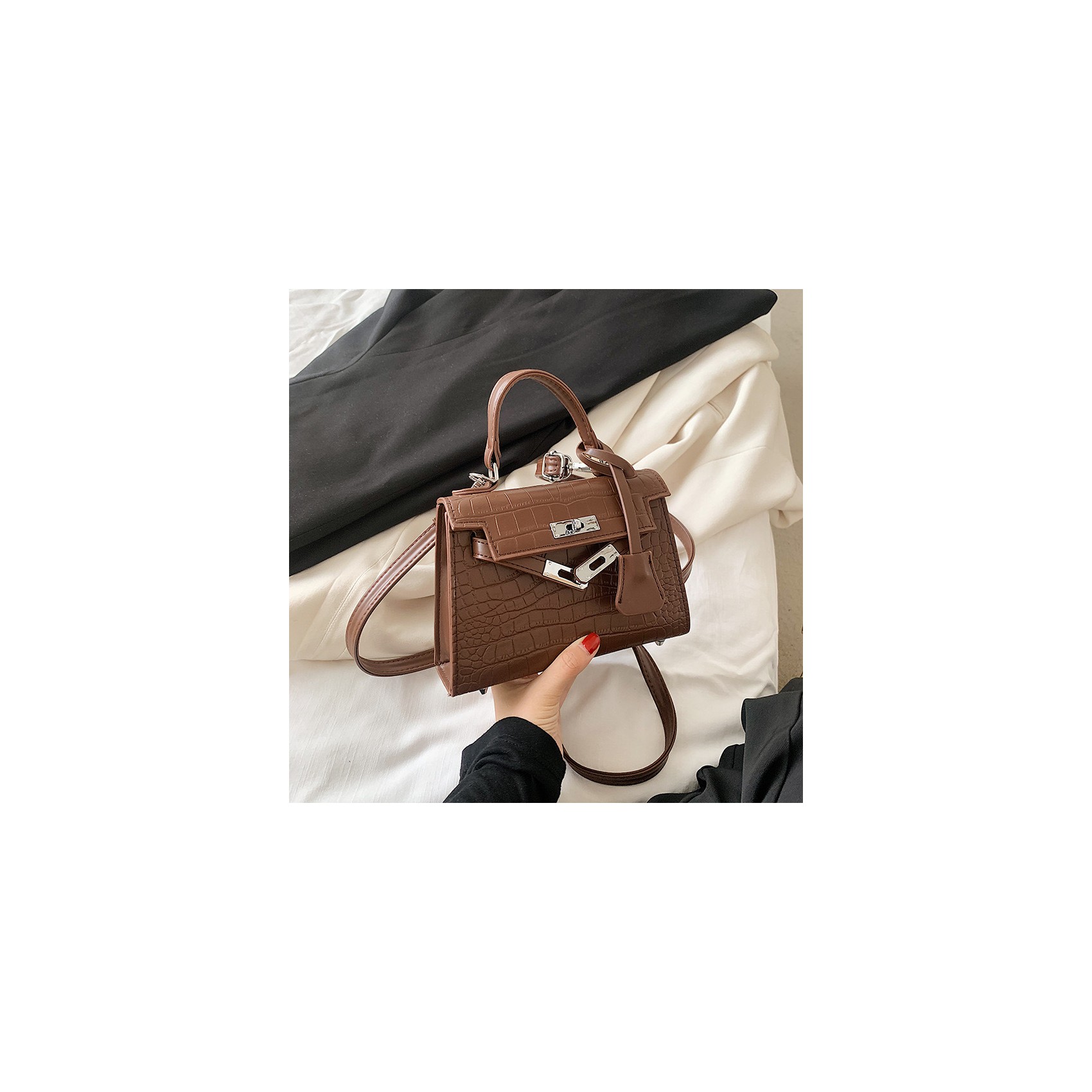 Жіноча сумка Cristal коричнева