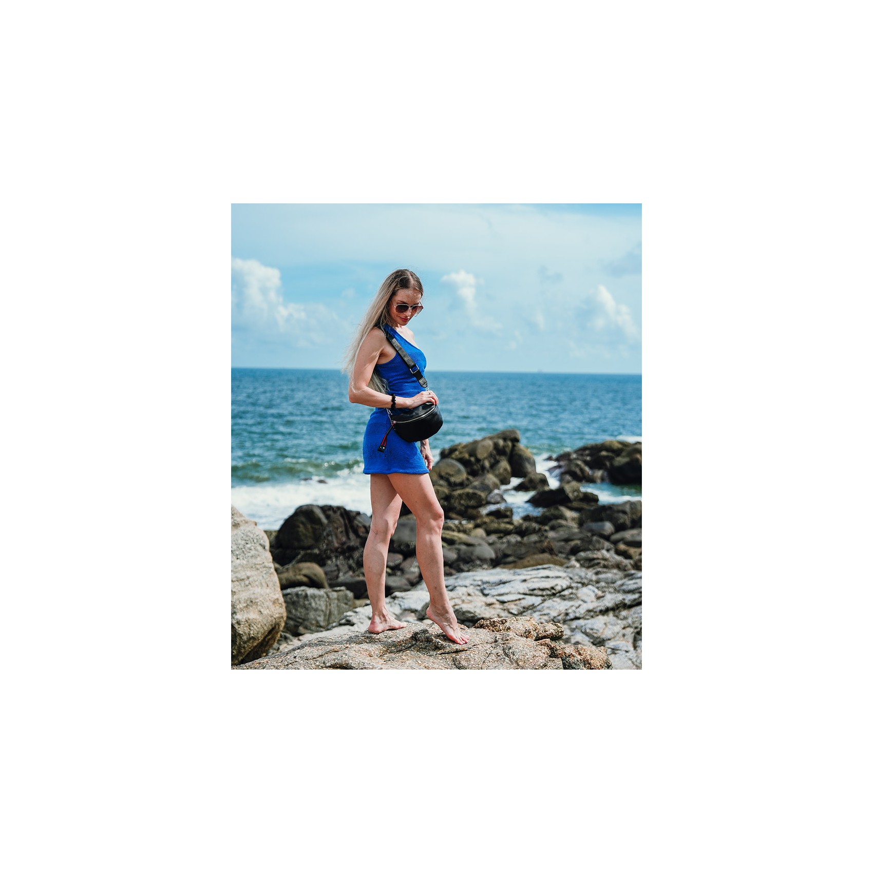 Женская кожаная сумка бананка на плечо Maureen черная