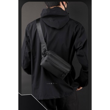 Мужская сумка через плечо Walker черная фото