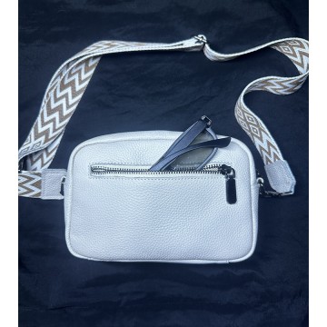 Жіноча шкіряна сумка через плече Marilyn біло-молочна фото