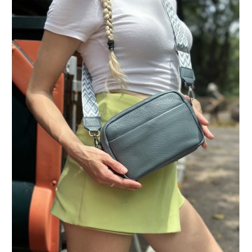 Жіноча шкіряна сумка через плече Marilyn сіро-блакитна фото