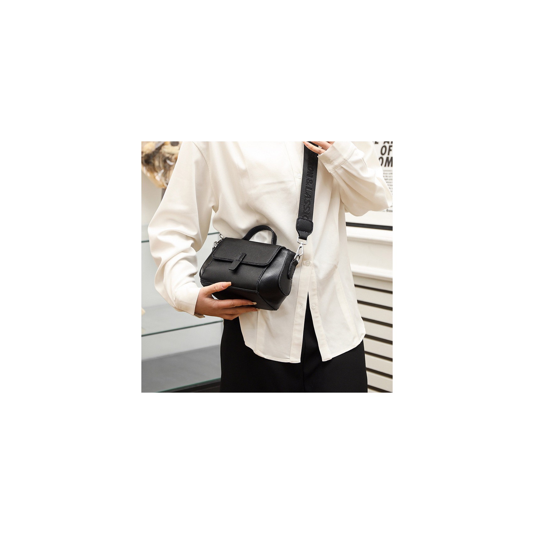 Женская кожаная сумка Denise черная