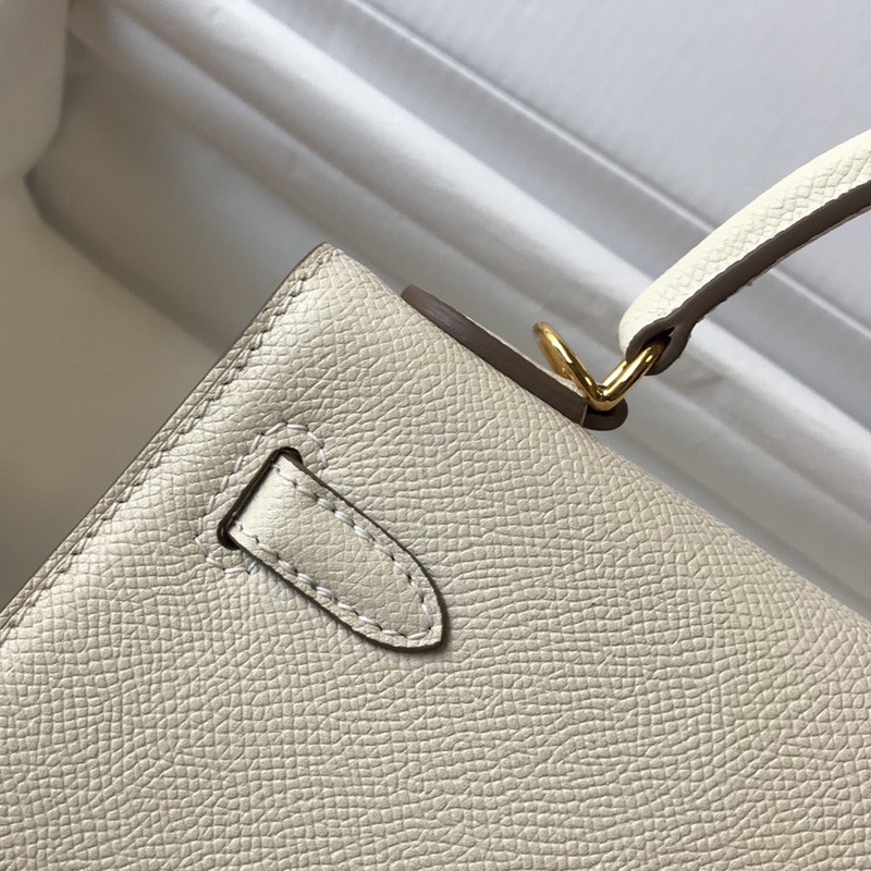 Жіноча шкіряна сумка Kelly молочна - 9 фото