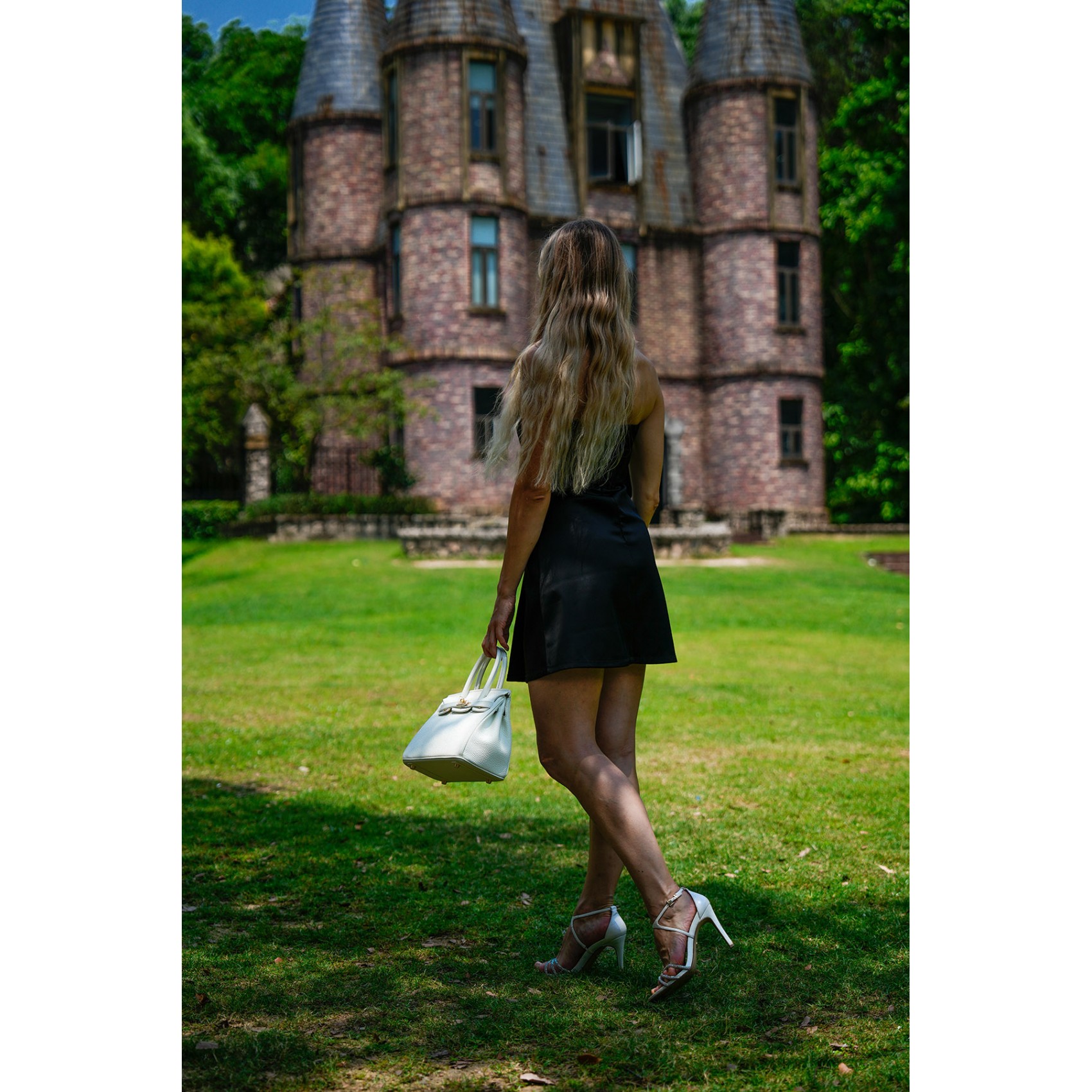 Женская кожаная сумка Brigitte 25 белая