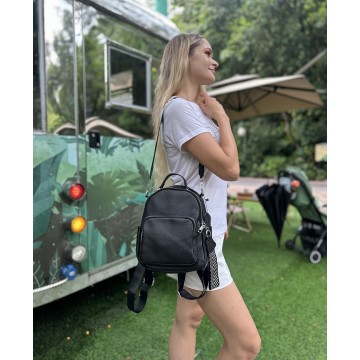 Женский кожаный рюкзак Adeline черный фото