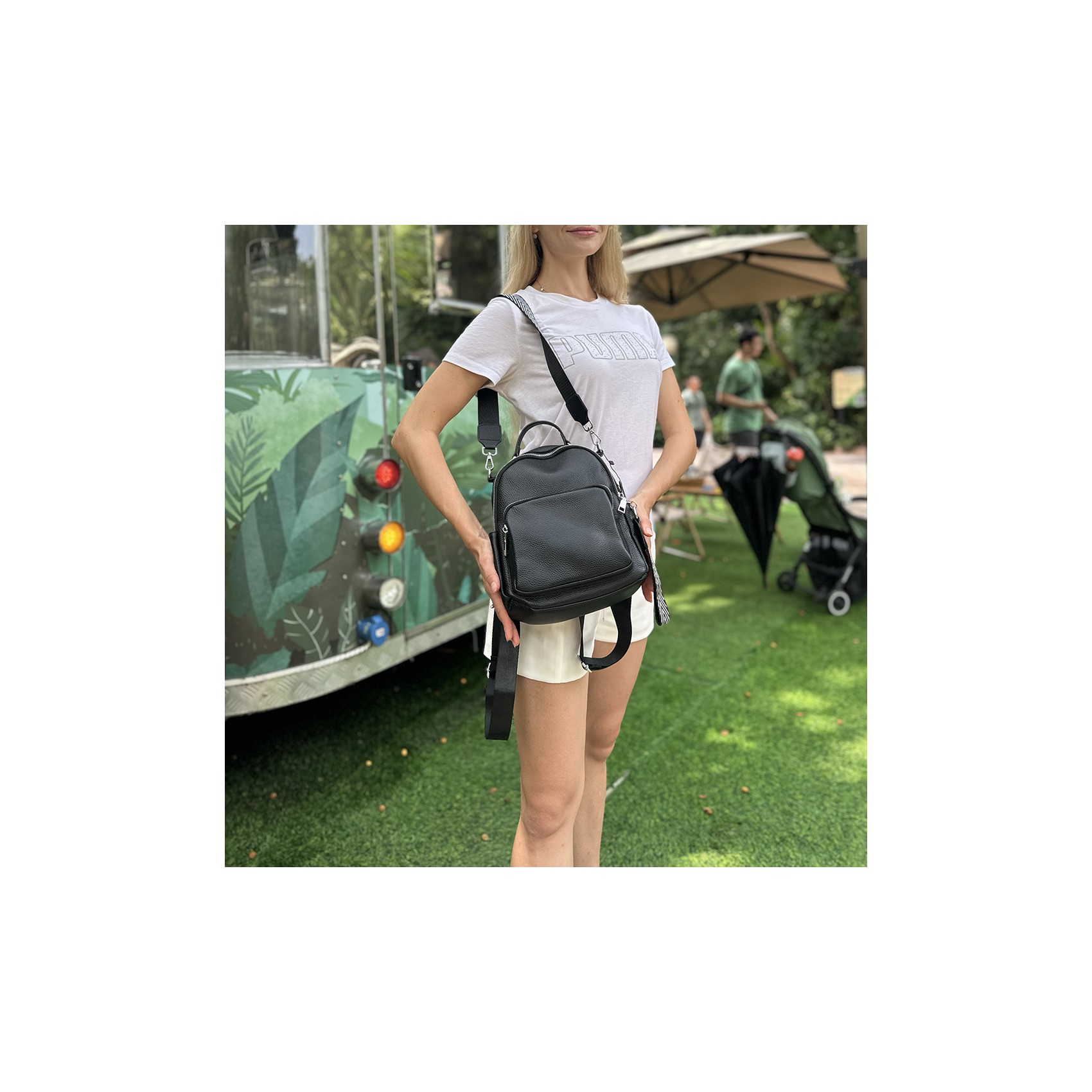 Жіночий шкіряний рюкзак Adeline чорний