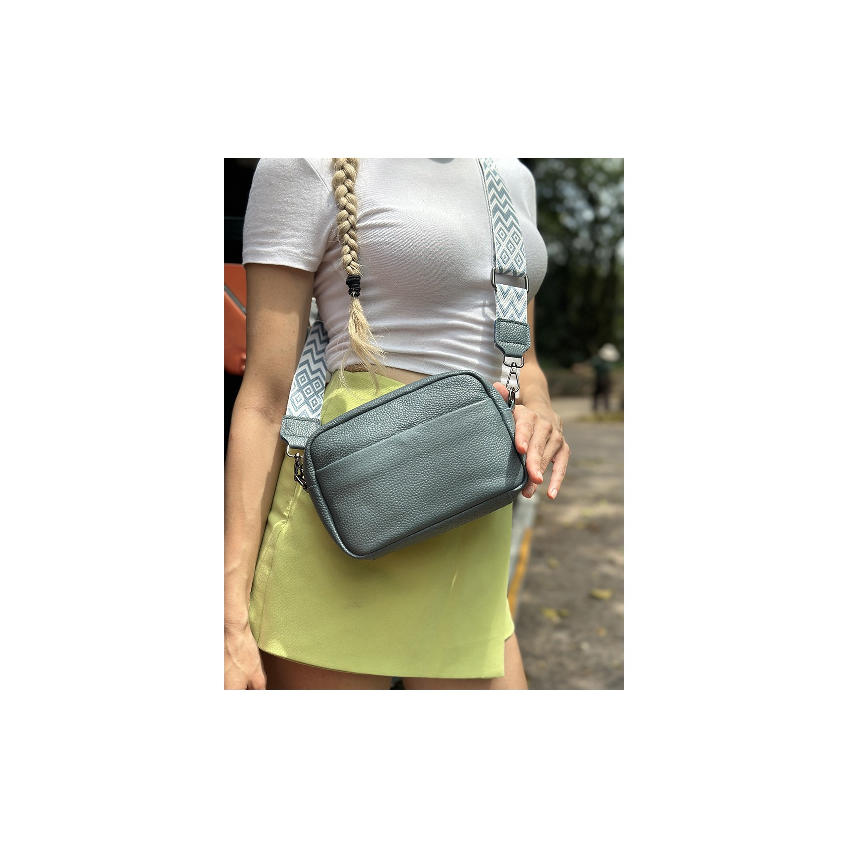 Женская кожаная сумка через плечо Marilyn серо-голубая