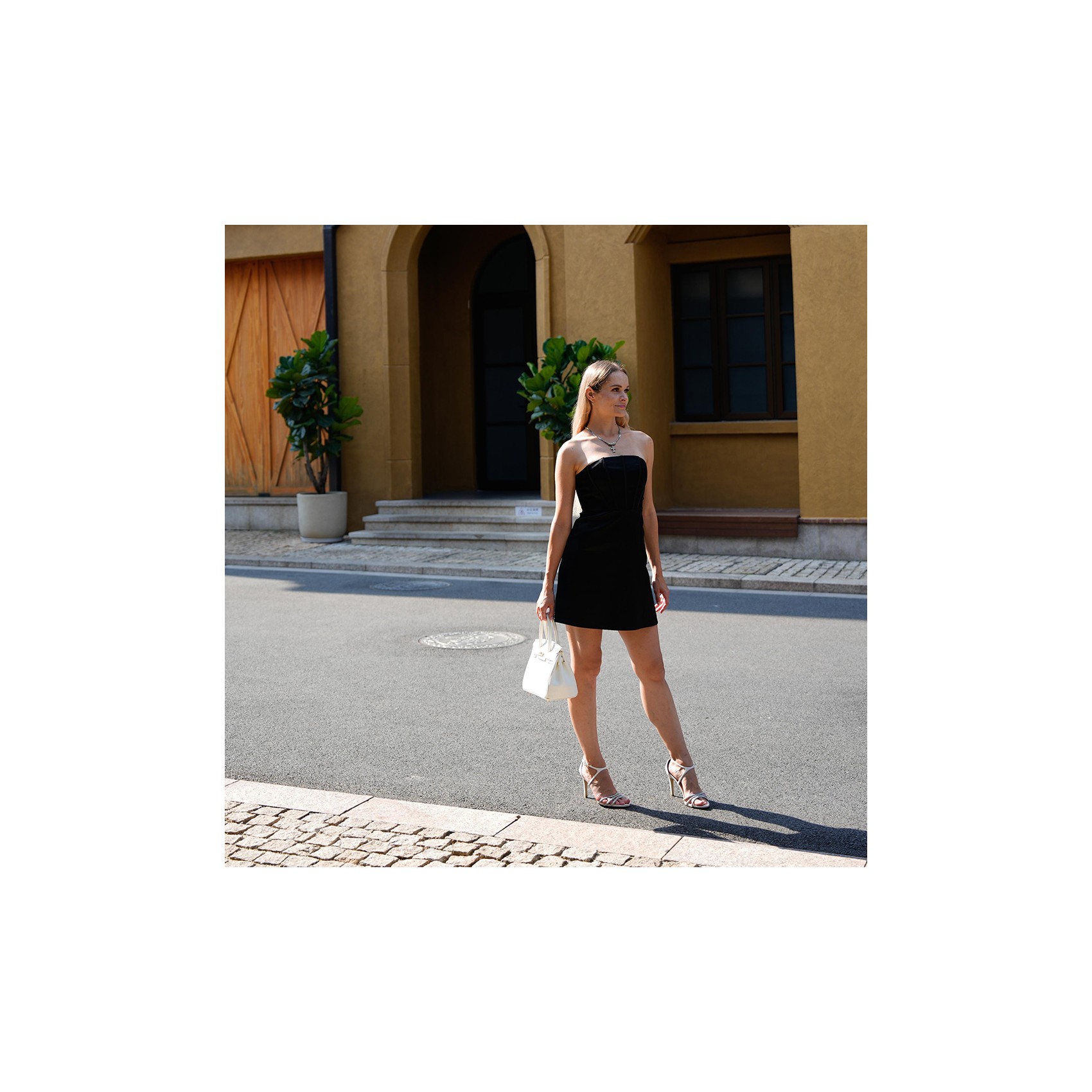 Жіноча шкіряна сумка Brigitte 25 біла