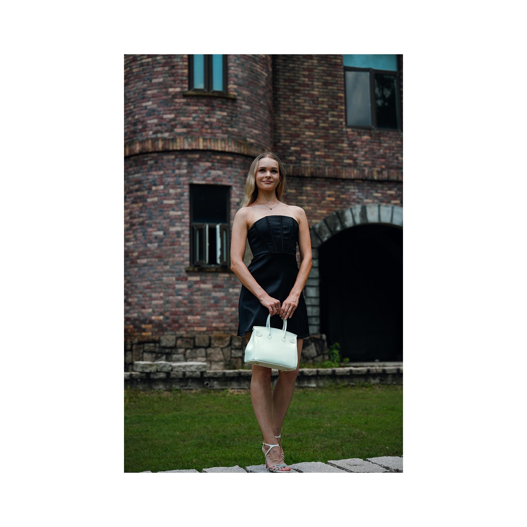 Жіноча шкіряна сумка Brigitte 25 біла