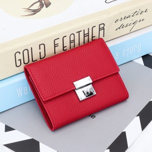 Жіночий шкіряний гаманець Monique червоний