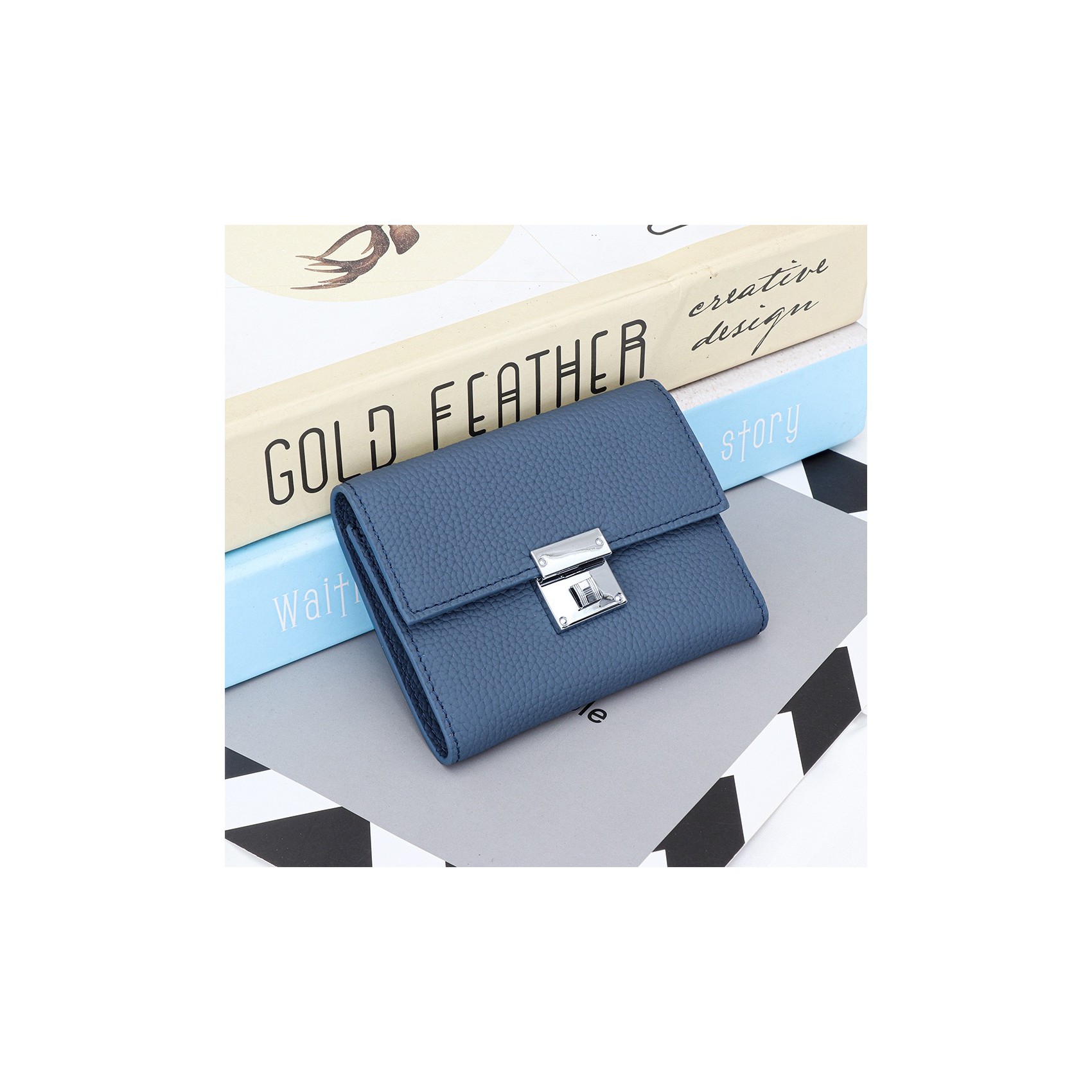 Женский кожаный кошелек Monique синий