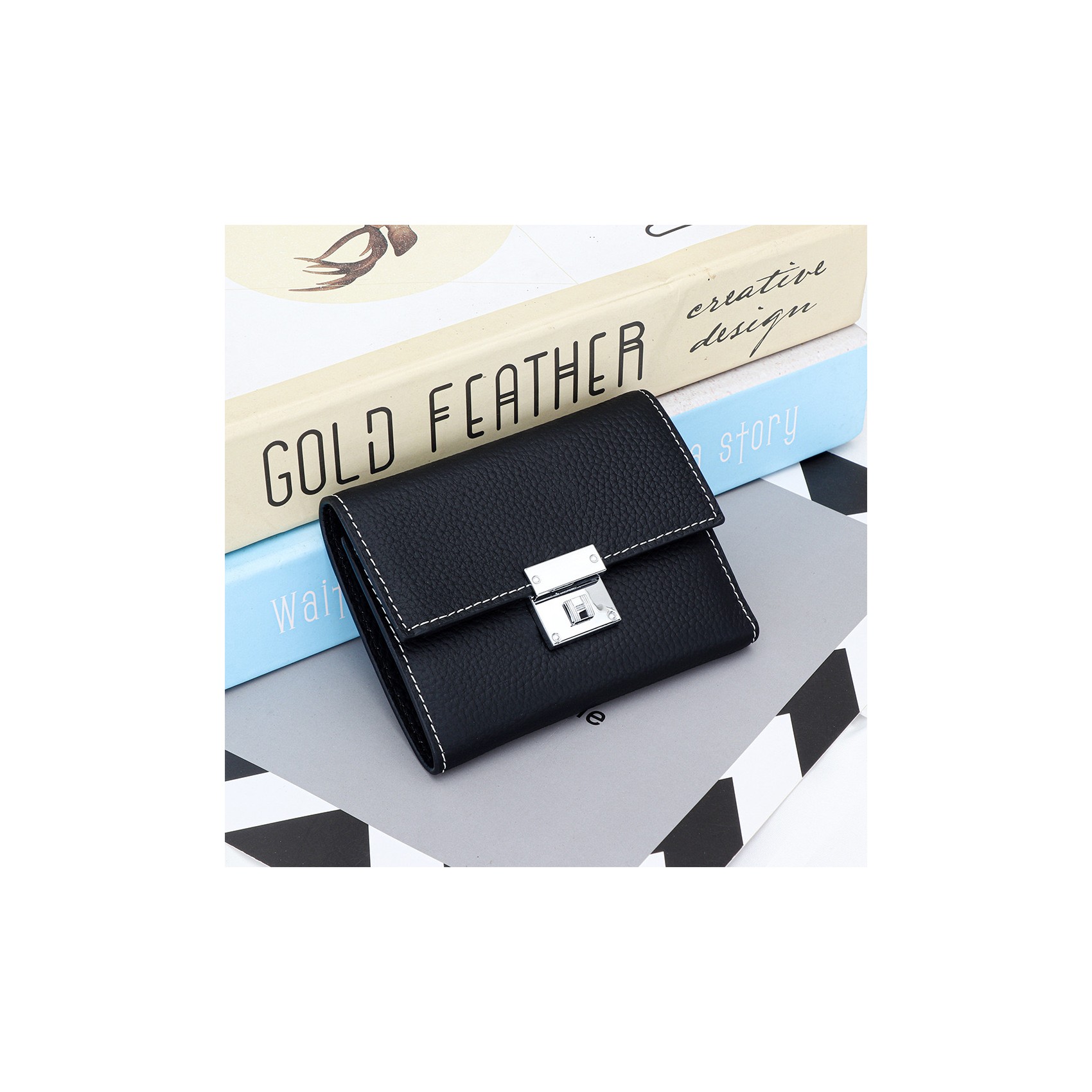 Жіночий шкіряний гаманець Monique чорний