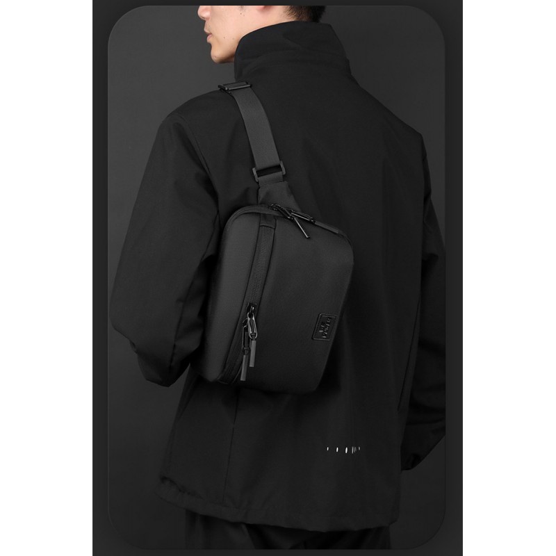 Сумка бананка на пояс Malcolm черная - 1 фото