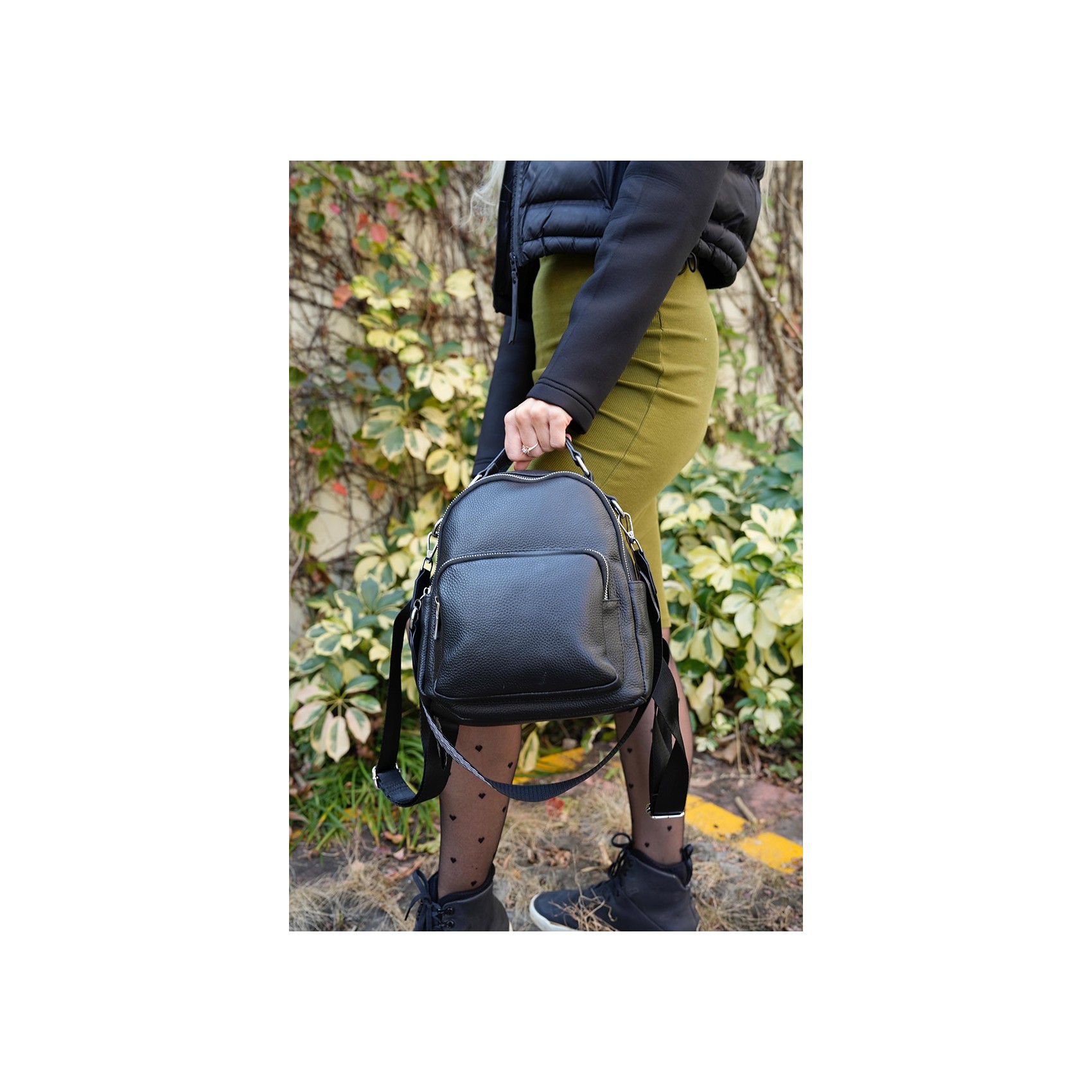 Жіночий шкіряний рюкзак Adeline чорний