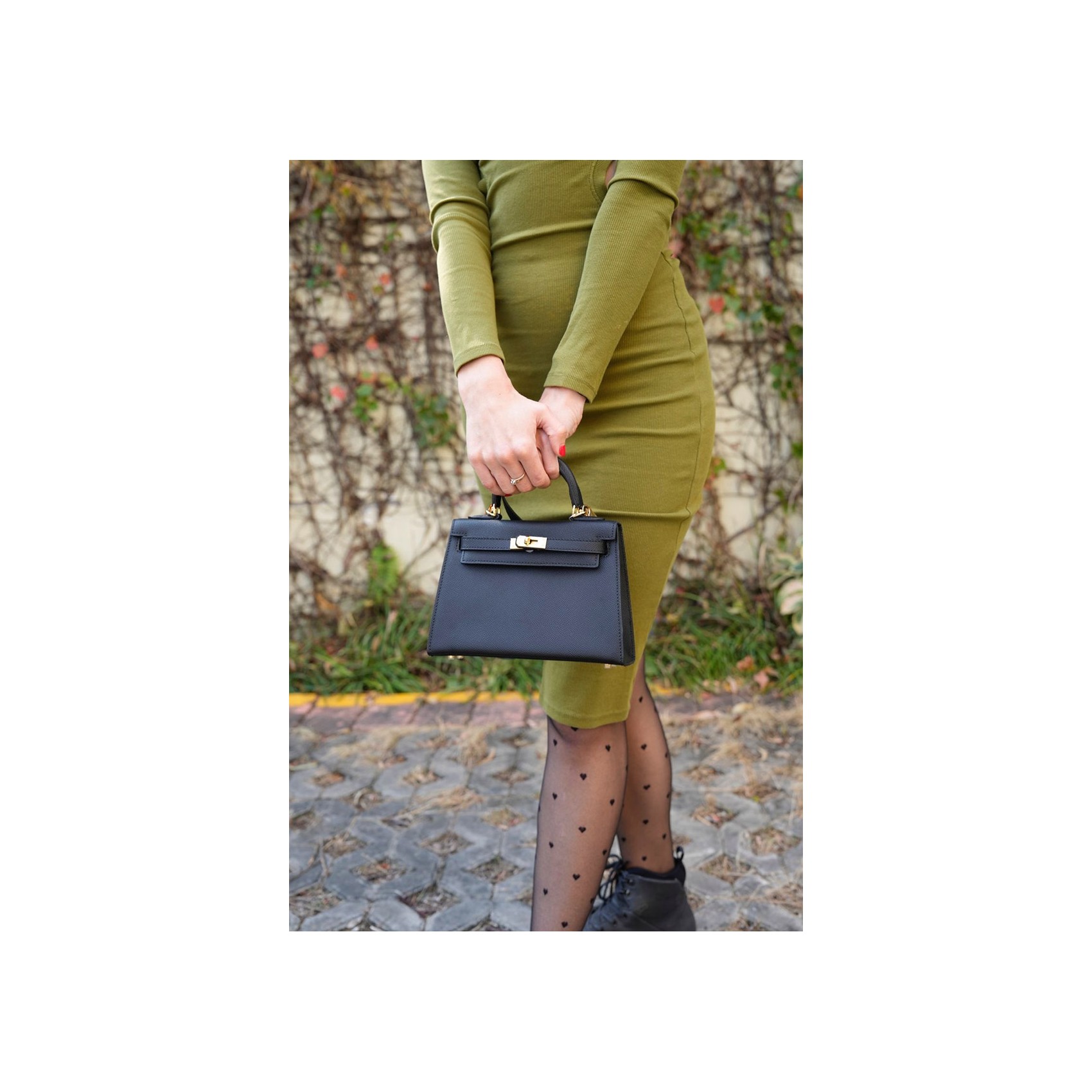 Женская кожаная сумка Kelly черная