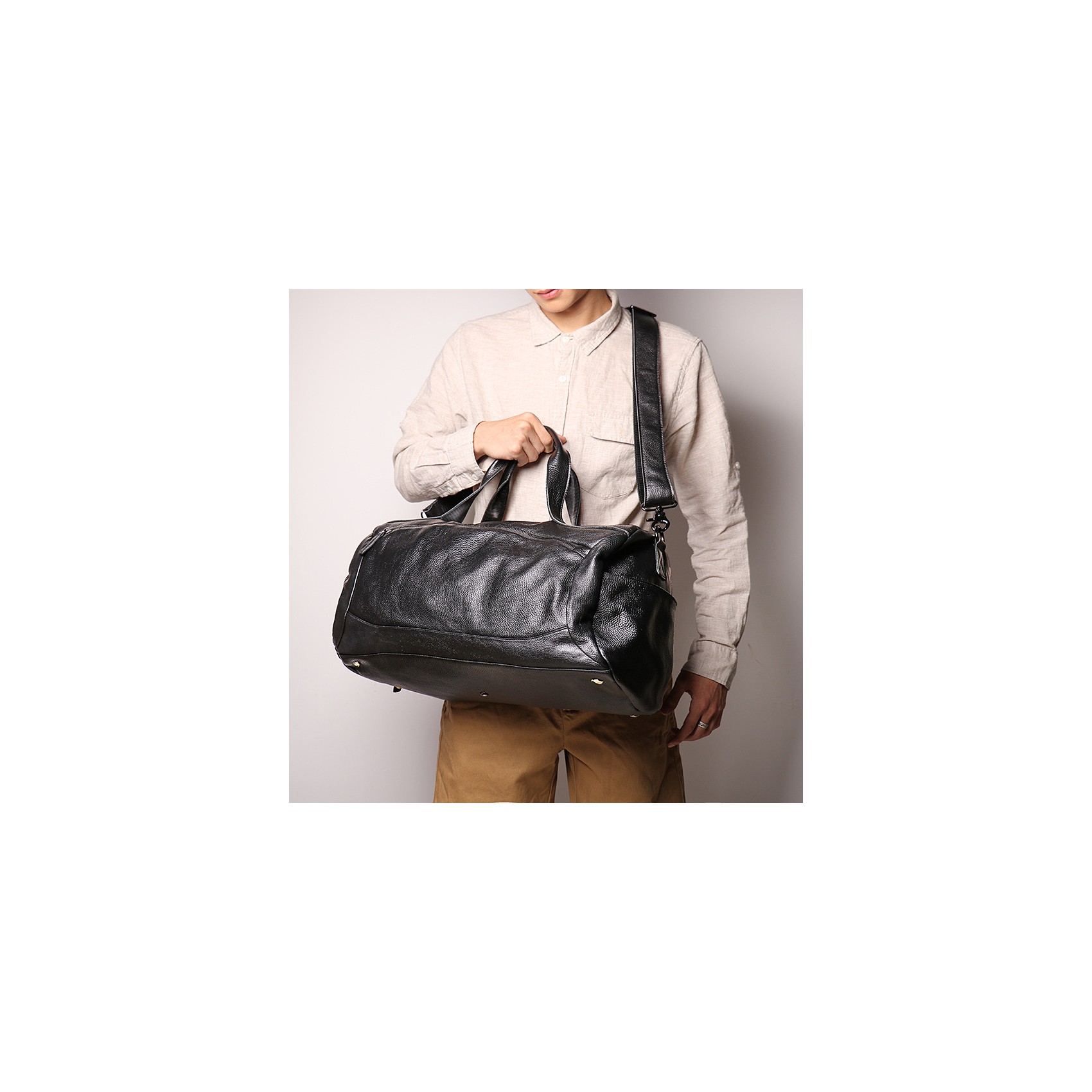 Чоловіча шкіряна дорожня сумка Arnold чорна