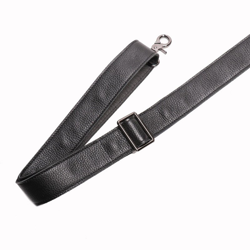 Мужская кожаная дорожная сумка Arnold черная - 21 фото