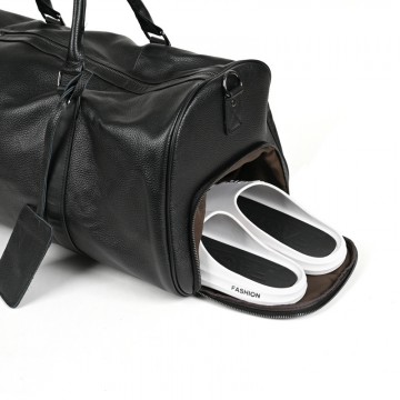 Чоловіча шкіряна дорожня сумка Charles чорна фото