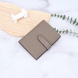 Женский кожаный кошелек Emeline бежевый